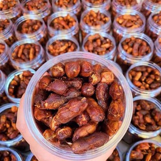 Me Lào chấm muối tôm