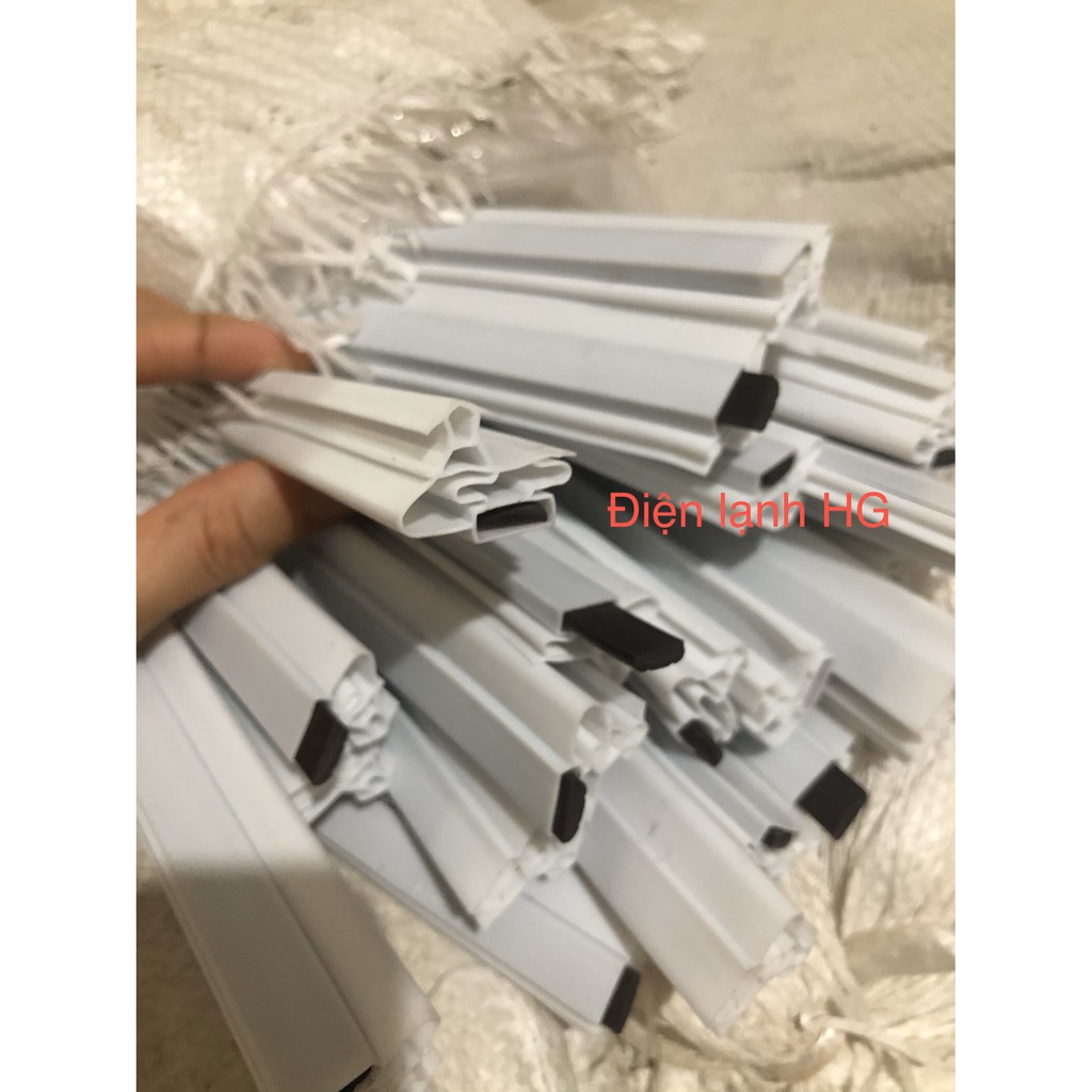 Ron/ Zoăng Tủ Lạnh có sẵn nam châm 1.8 mét màu trắng