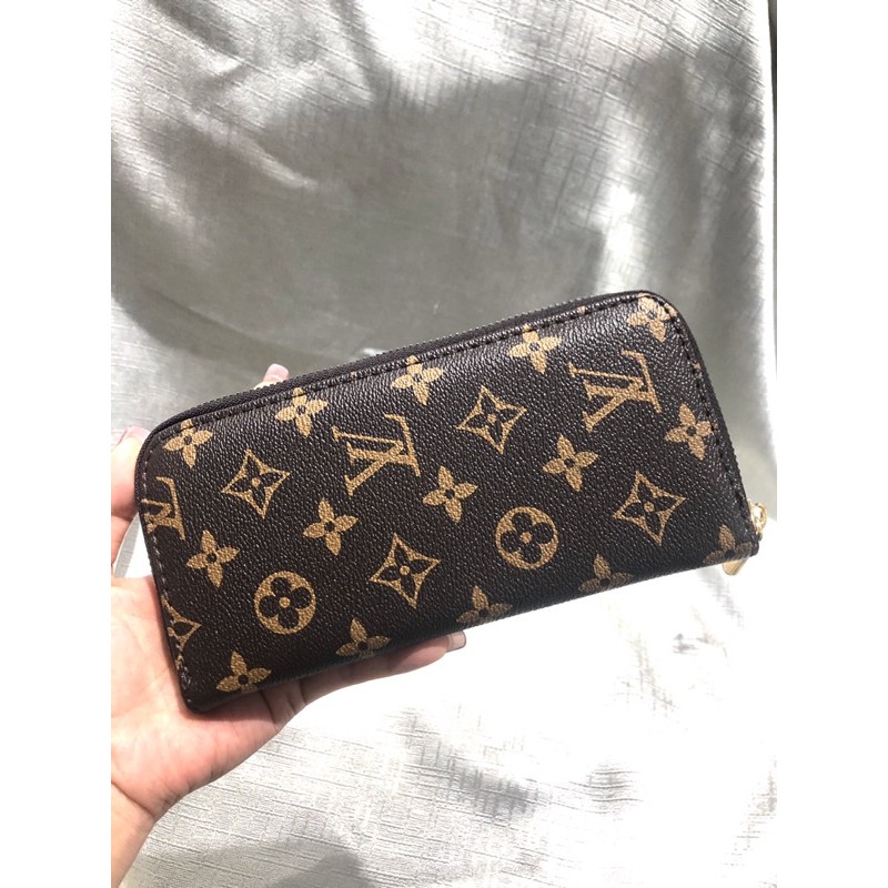 Ví cầm tay size 20