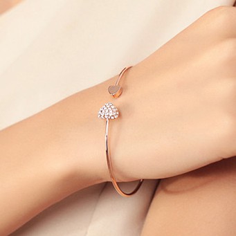 Vòng Tay CRRJU 003 Trang Trí Hình Trái Tim Đính Kim Cương Gỉa Thời Trang Đáng Yêu