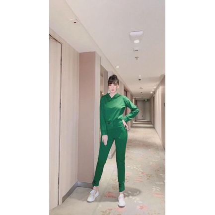 Bộ đồ thể thao mũ