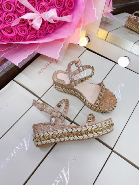 Xuồng đinh siêu xinh