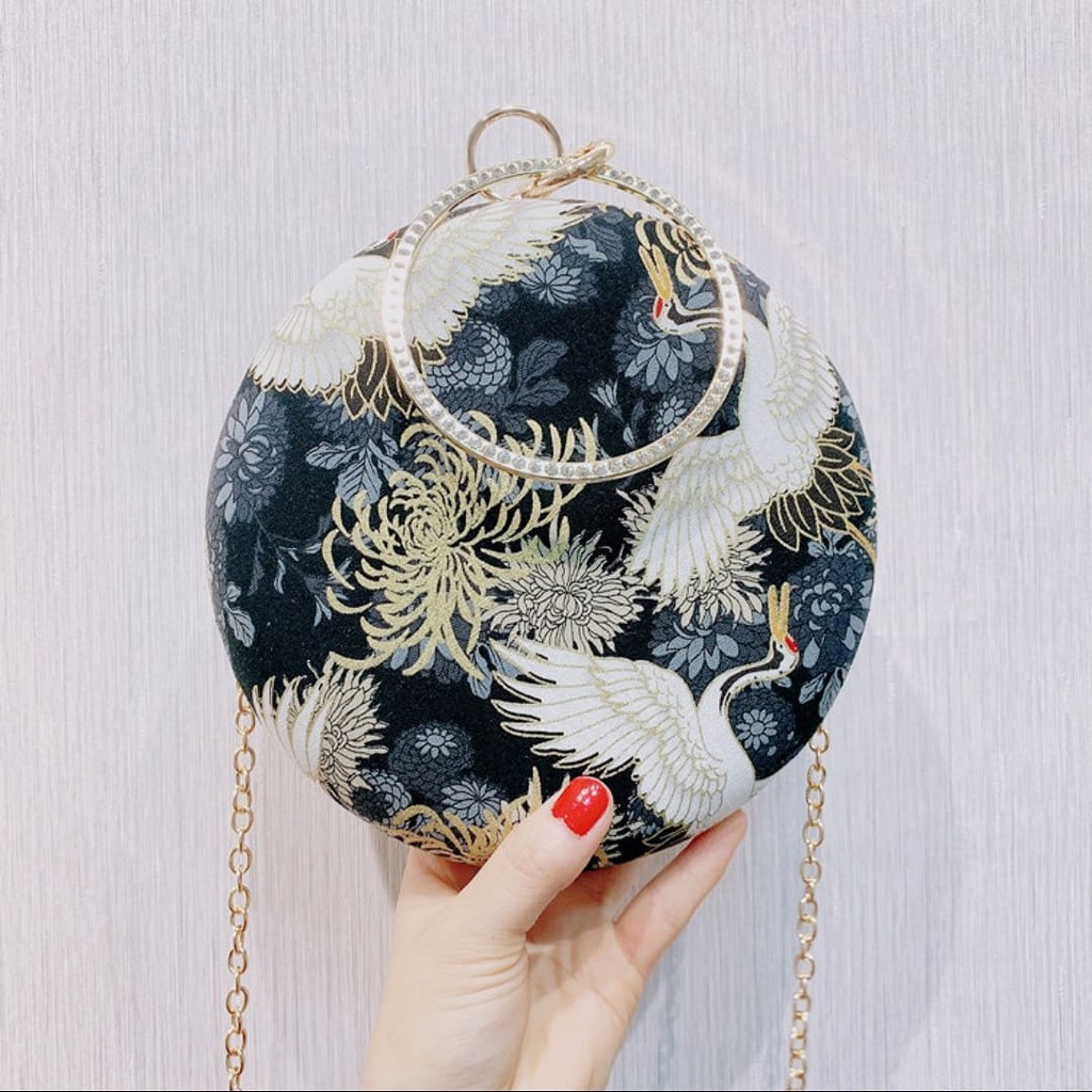 Túi tròn cổ trang họa tiết in