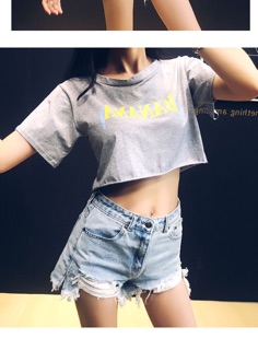 Ao thun croptop