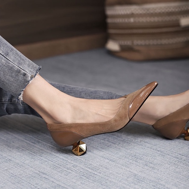Giày Cao Gót Da Lộn Thiết Kế Khâu Đơn Giản Thoải Mái Thời Trang Cao Cấp Cho Nữ