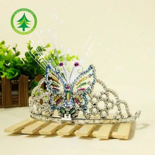 Vương miện cánh bướm có đèn cho bé