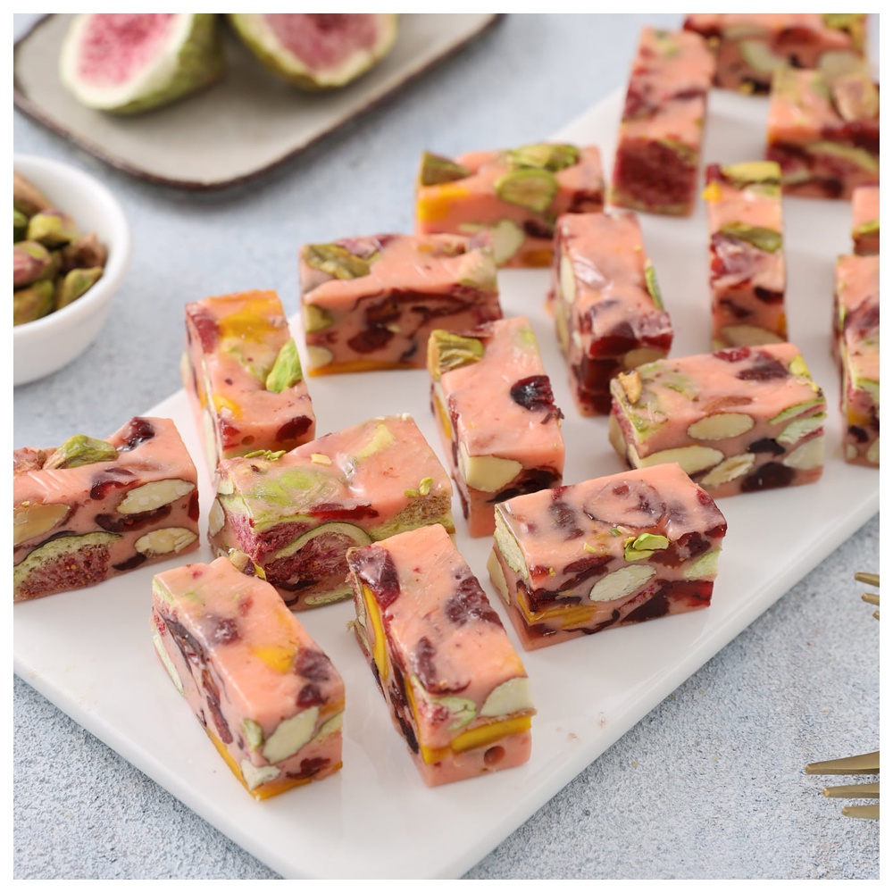 Hộp kẹo nougat mix 8 vị 300gr cao cấp Nhà Gạo