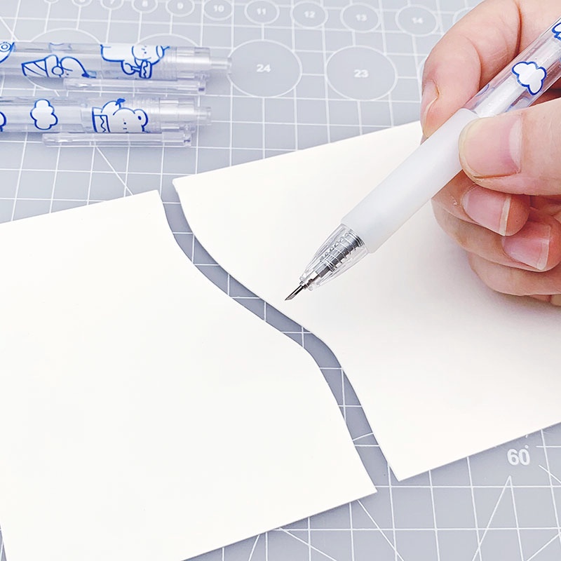 Dao cắt/chạm khắc sticker dạng bút có thể thu gọn hình gấu sáng tạo diy BCA2