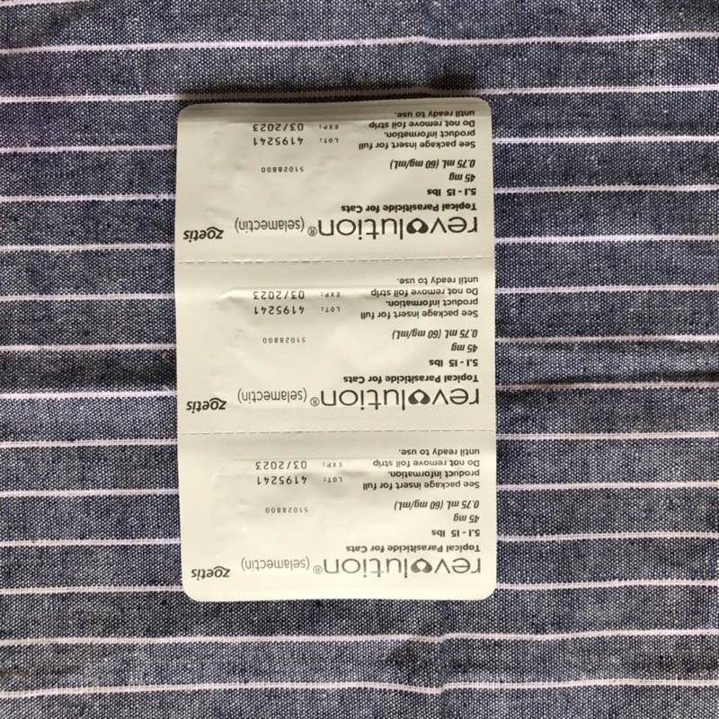 Tuýp nhỏ trị rận tải, ghẻ nội, ngoại ký sinh trùng cho mèo Revolution 6%