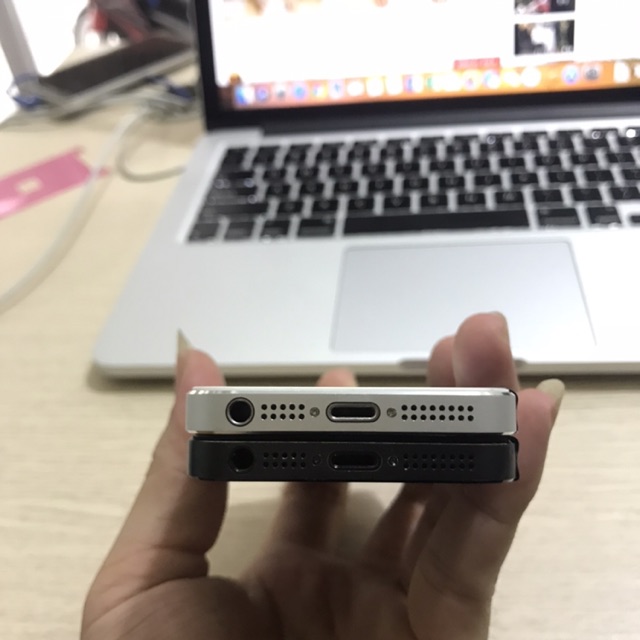 ĐIỆN THOẠI IPHONE 5 QUỐC TẾ Chính hãng CHÍNH HÃNG Apple BẢO HANH 6 THÁNG TẶNG CỦ VÀ DÂY SẠC ĐỔI TRẢ TẠI NHÀ