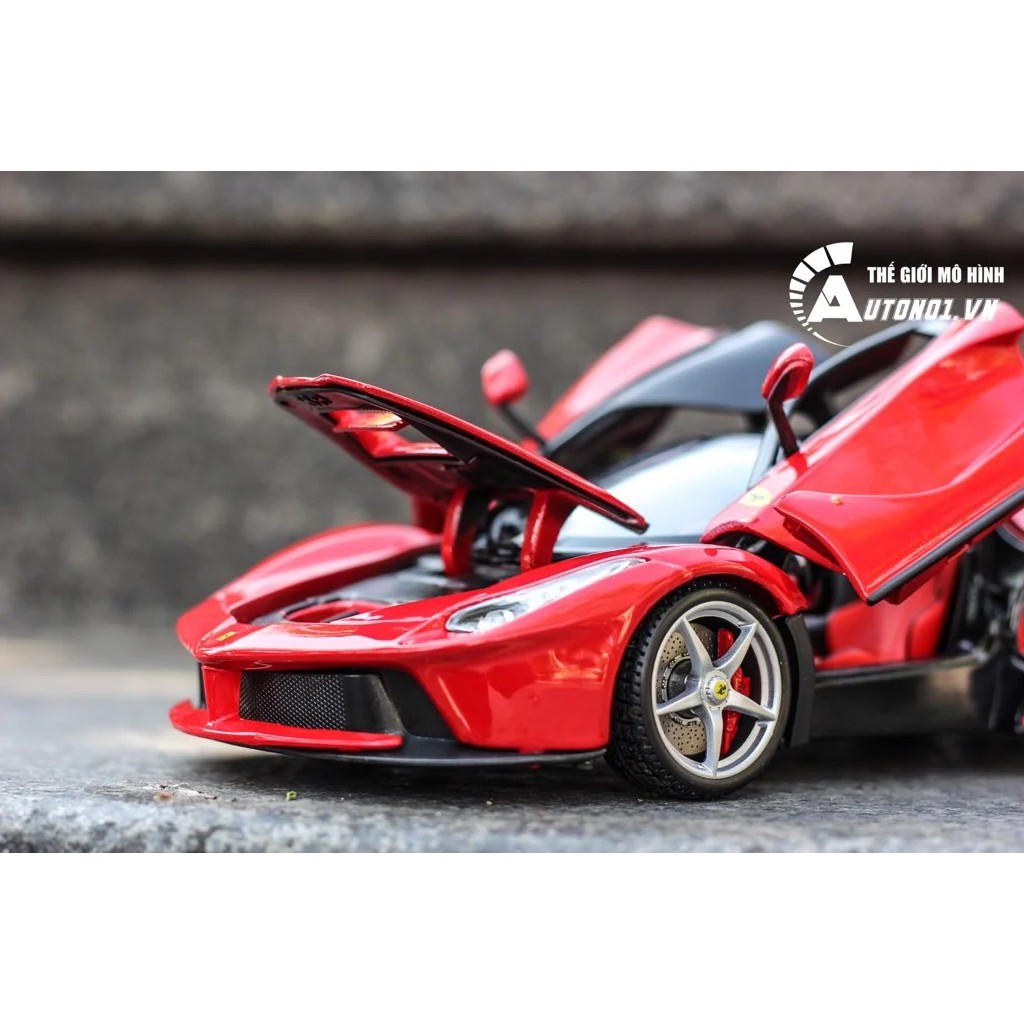Mô hình xe Ferrari Laferrari Signature tỉ lệ 1:18 bburago 2139