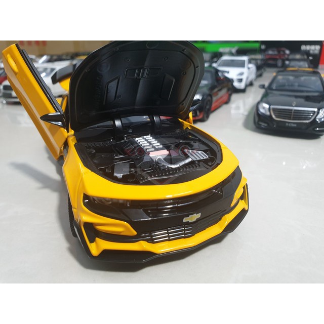 Xe mô hình Chevrolet Camaro, tỉ lệ 1:24, Double Horses