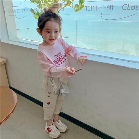 Quần Dài Mỏng Dáng Rộng Thoáng Khí Thêu Hình Củ Cà Rốt Nhỏ Thời Trang Xuân Thu Cho Bé Gái