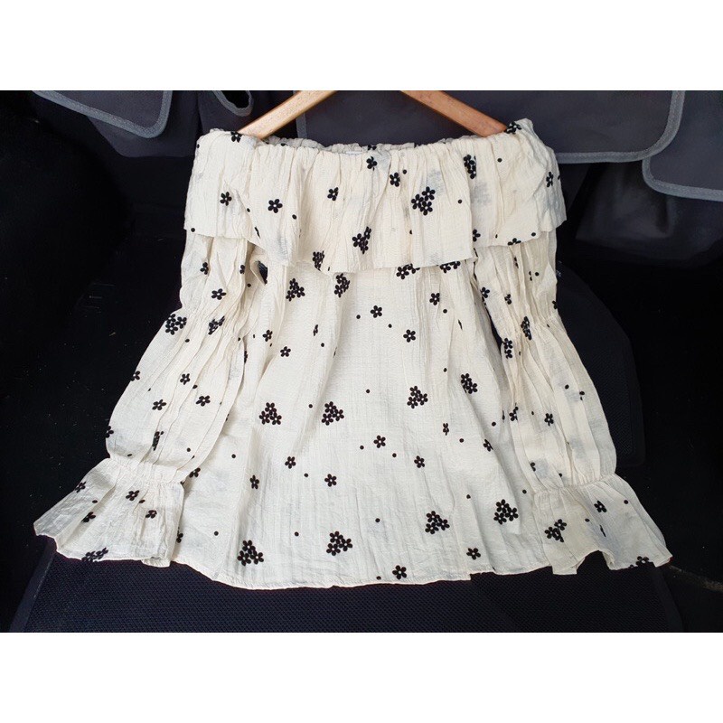 Áo trễ vai hoa nhí đũi nhăn dáng tay dài kèm ảnh thật