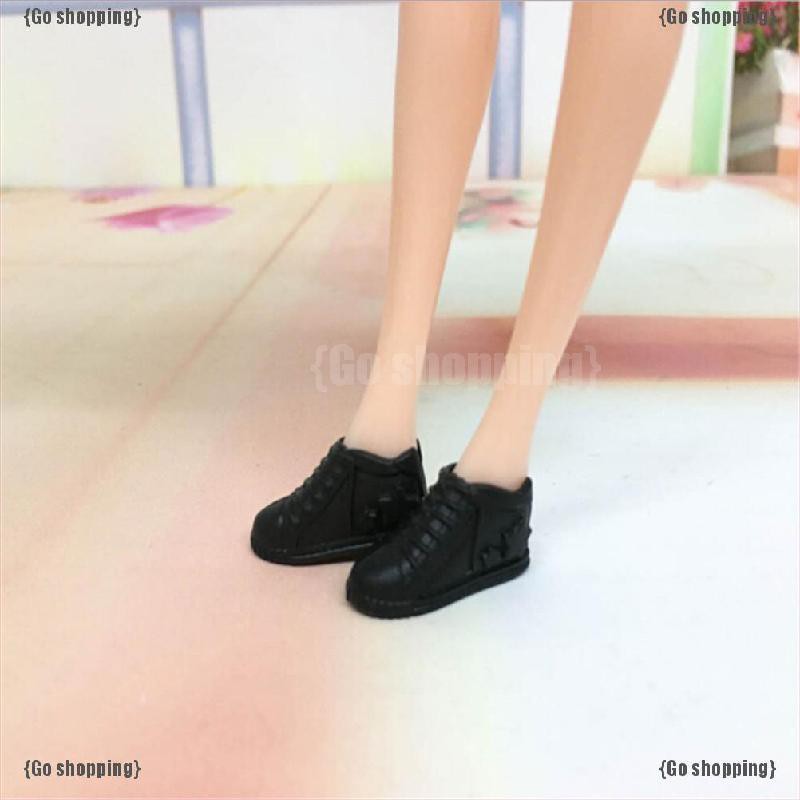 {Go shopping}Set 4 đôi giày xinh xắn dành cho búp bê 1 / 6