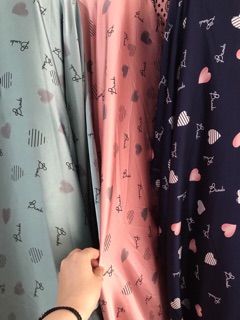BỘ LỤA SATIN ÁO CỘC QUẦN DÀI HÌNH TRÁI TIM