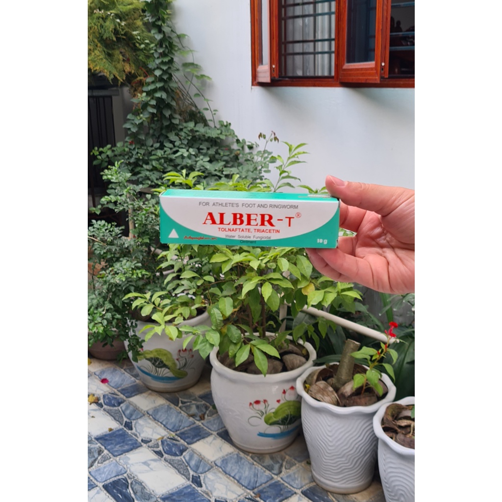 ALBER - T  (Thuốc GÀ CHỌI) Trị nấm gà, mốc gà chọi, thuốc lác gà đá ALB ER-T dạng tuýp bôi 10 gam, Xất xứ THAI LAND