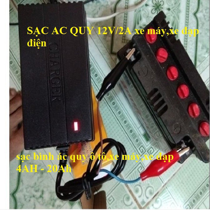 Sạc bình ắc quy 12V cho xe máy - sạc ắc quy 12V