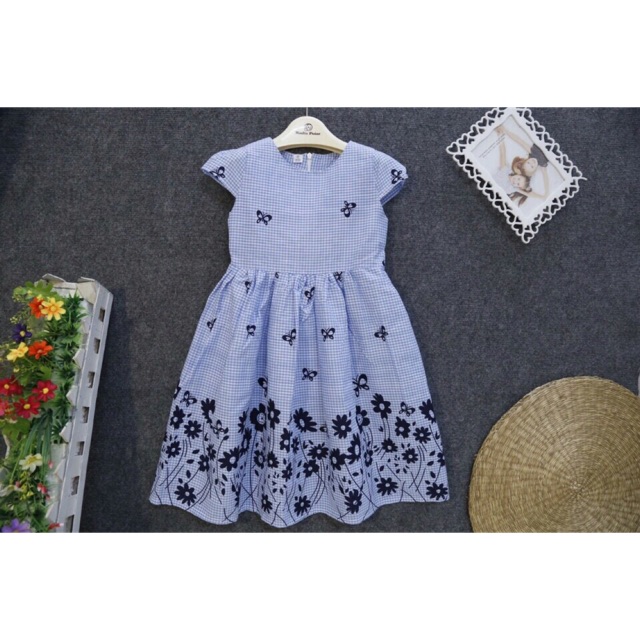 Sale: Đầm sọc caro(170k)