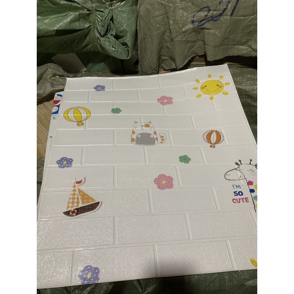 Xốp dán tường 3d hình cá dành cho trẻ em 5mm 70x77cm | BigBuy360 - bigbuy360.vn