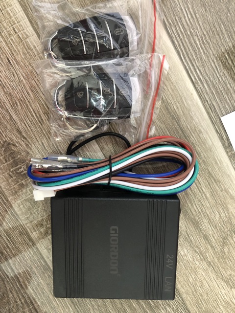 Phụ tùng ô tô/ combo 6 bộ khiển cửa VO3TR-24V/G6060