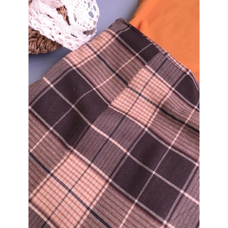 [ẢNH THẬT] Set áo thun cổ trụ + Chân váy caro màu siêu Tây | BigBuy360 - bigbuy360.vn