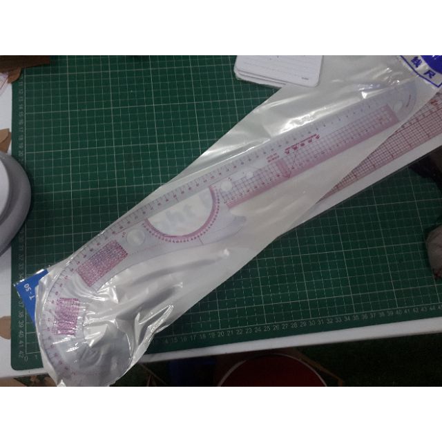 Thước Thẳng dẻo kỹ thuật 50cm ra rập.