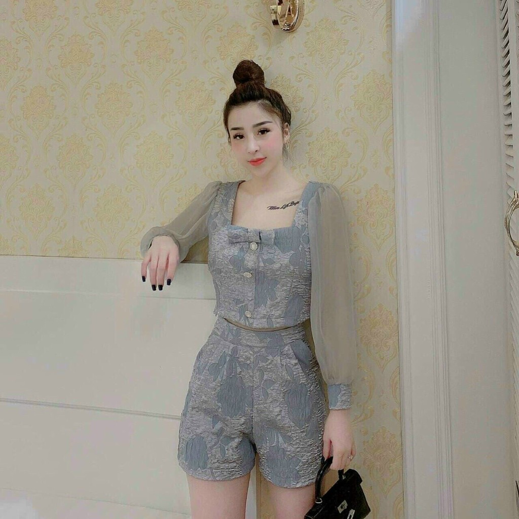 Set bộ thời trang nữ áo tay dài cổ Vuông kèm quần đùi ống rộng gấm tapta sang trọng, quý phái