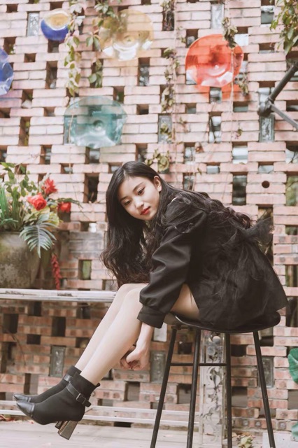 Set áo khoác blazer lưới cổ vest cách điệu + chân váy đinh tán siêu chất ❤️