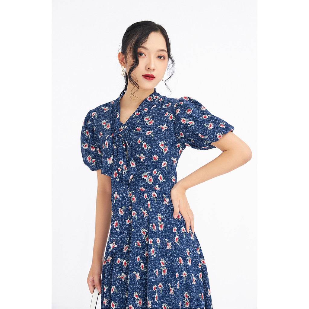 [Mã WABR0101 giảm 10% đơn 99K] Đầm ngắn tay bồng nơ cổ - 20Again - DDA0947 | BigBuy360 - bigbuy360.vn