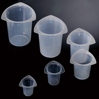 Cốc nhựa chia vạch 3 miệng rót