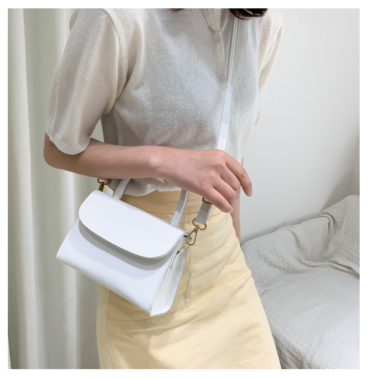 Túi đeo chéo IELGY phong cách retro thời trang