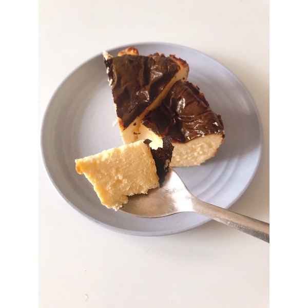 Bánh phô mai nướng Basque Burnt Cheesecake Das/Keto/Lowcarb