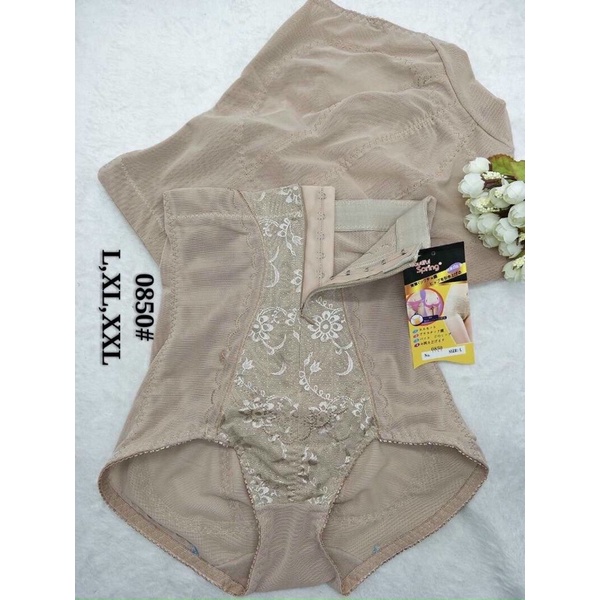 Quần gen (0850) nịch bụng vừa móc vừa dây kéo.