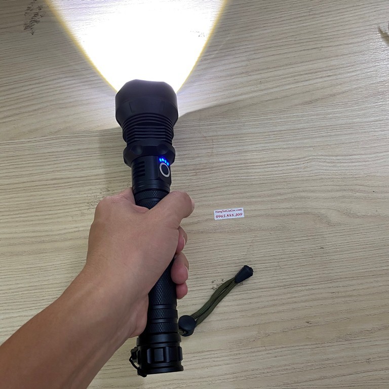 Đèn pin siêu sáng Ultrafire X92 cực sáng, zoom xa gần, pin to cực khỏe –