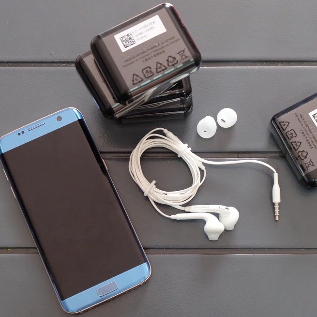 Tai nghe samsung galaxy S7 chân 3.5 mm chính hãng