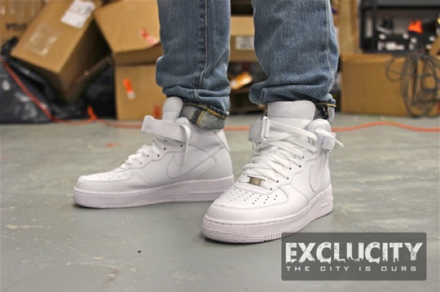 Thanh lý  Giày Ni.ke-air-Force1 all-White-Authentic 100% size 44 và 38