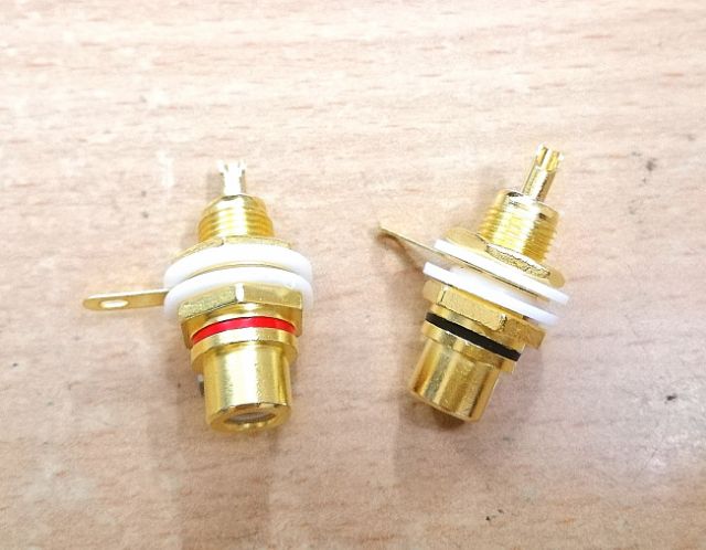 1 cặp đầu jack cái RCA hoa sen mạ vàng bắt vỏ máy