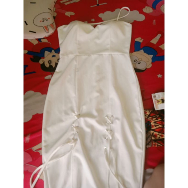 đầm đi tiệc