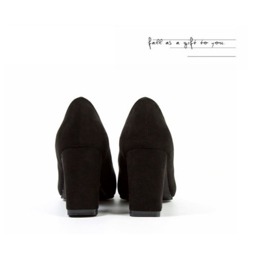 Giày cao gót bít mũi 7p đen gót vuông