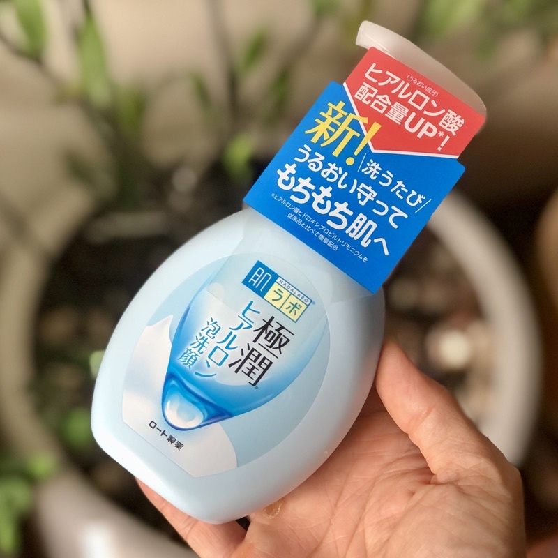 Sữa rửa mặt tạo bọt Hada Labo