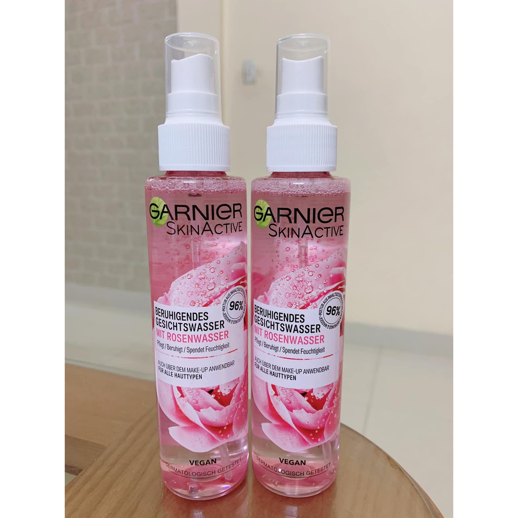 Nước hoa hồng dạng vòi xịt Garnier Naturals Rose Mist 150ml - cấp ẩm siêu tốc mềm da dịu và làm mới da