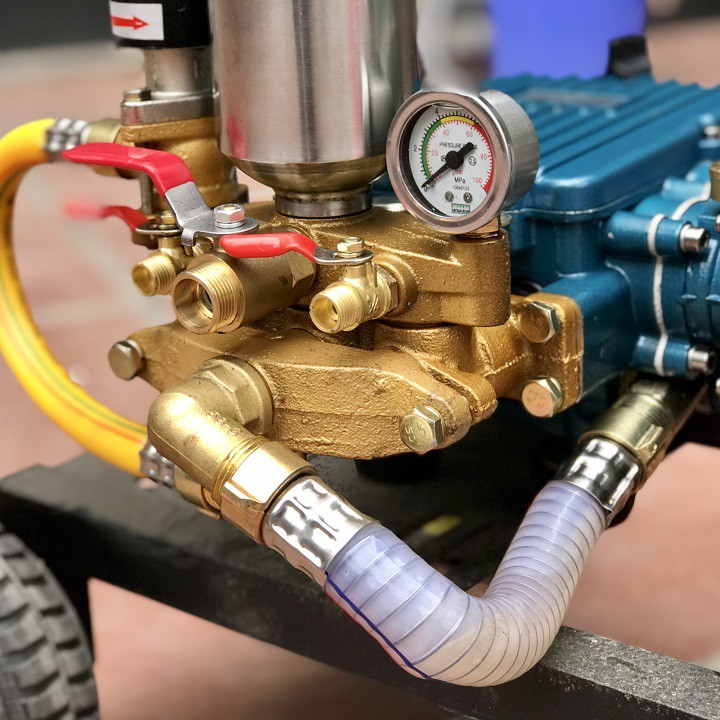 Máy Rửa Xe 2200W Amax AMG28DT New 2021