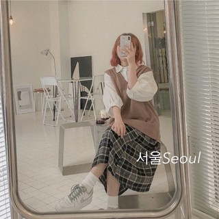 Chân váy kẻ suông