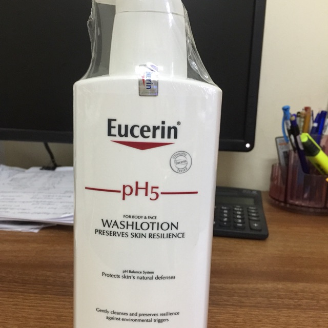 Sữa tắm Eucerin PH5 Washlotion