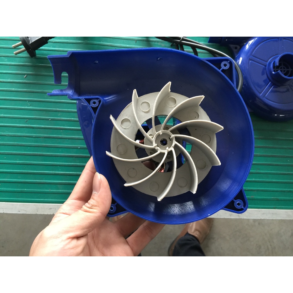 Máy thổi bụi - hút bụi 600W - Mô tơ 100% dây đồngMáy Thổi & Hút Bụi