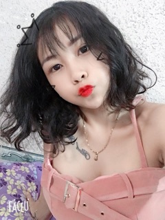 Váy nhung hai dây cup ngực