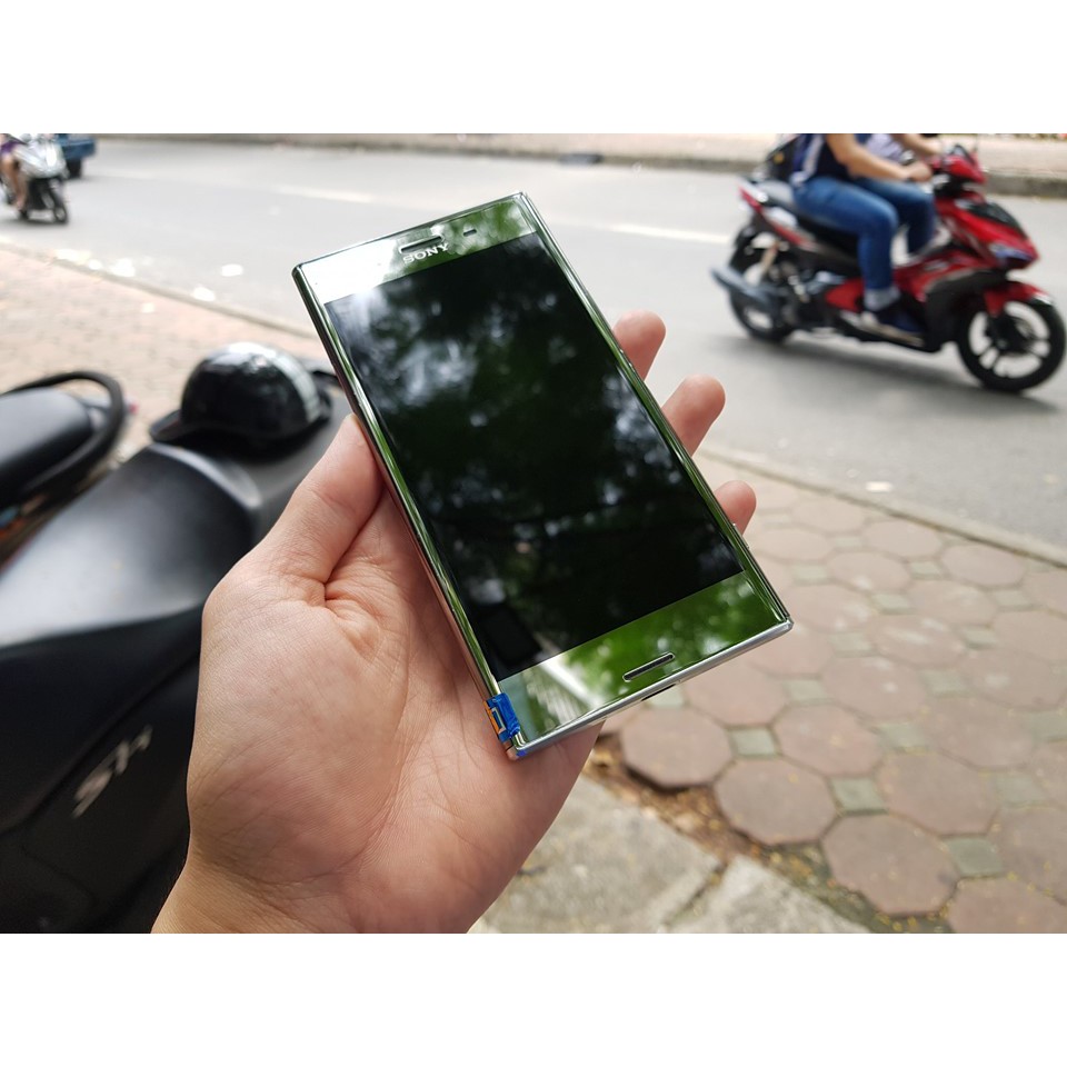 Điện Thoại SONY XPERIA XZ PREMIUM màn Hình 4K HDR ,Kèm đủ phụ Kiện | Bản nhật đã unlock quốc tế, Mua hàng tại Playmobile | BigBuy360 - bigbuy360.vn