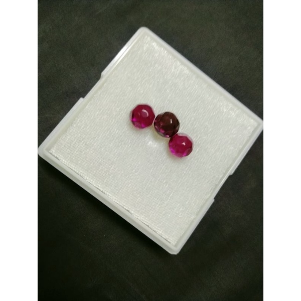 Bi thủy tinh hạt lựu