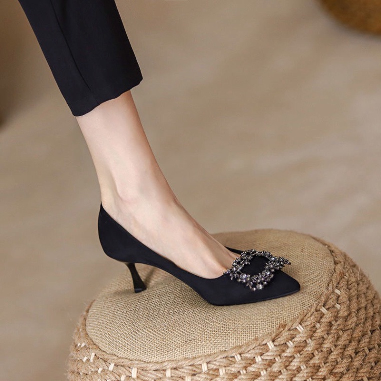 Giày Cao Gót Mũi Nhọn Đính Đá 7cm hàng QUẢNG CHÂU CAO CẤP